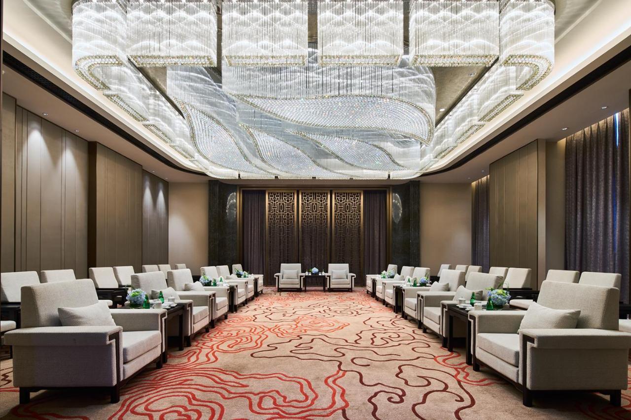 Отель Wanda Realm Цицикар Экстерьер фото